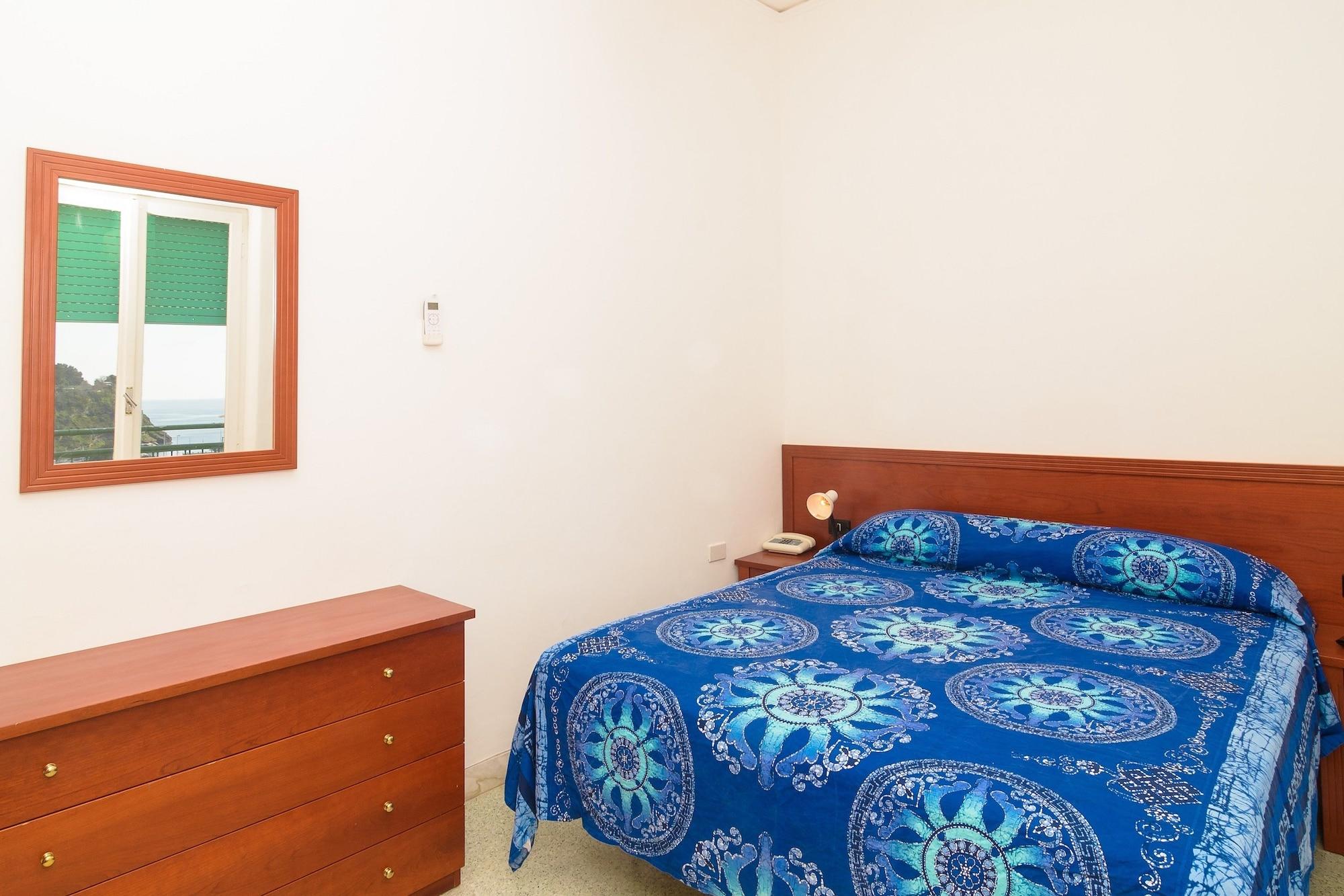 Hotel Riviera بروسيدا المظهر الخارجي الصورة