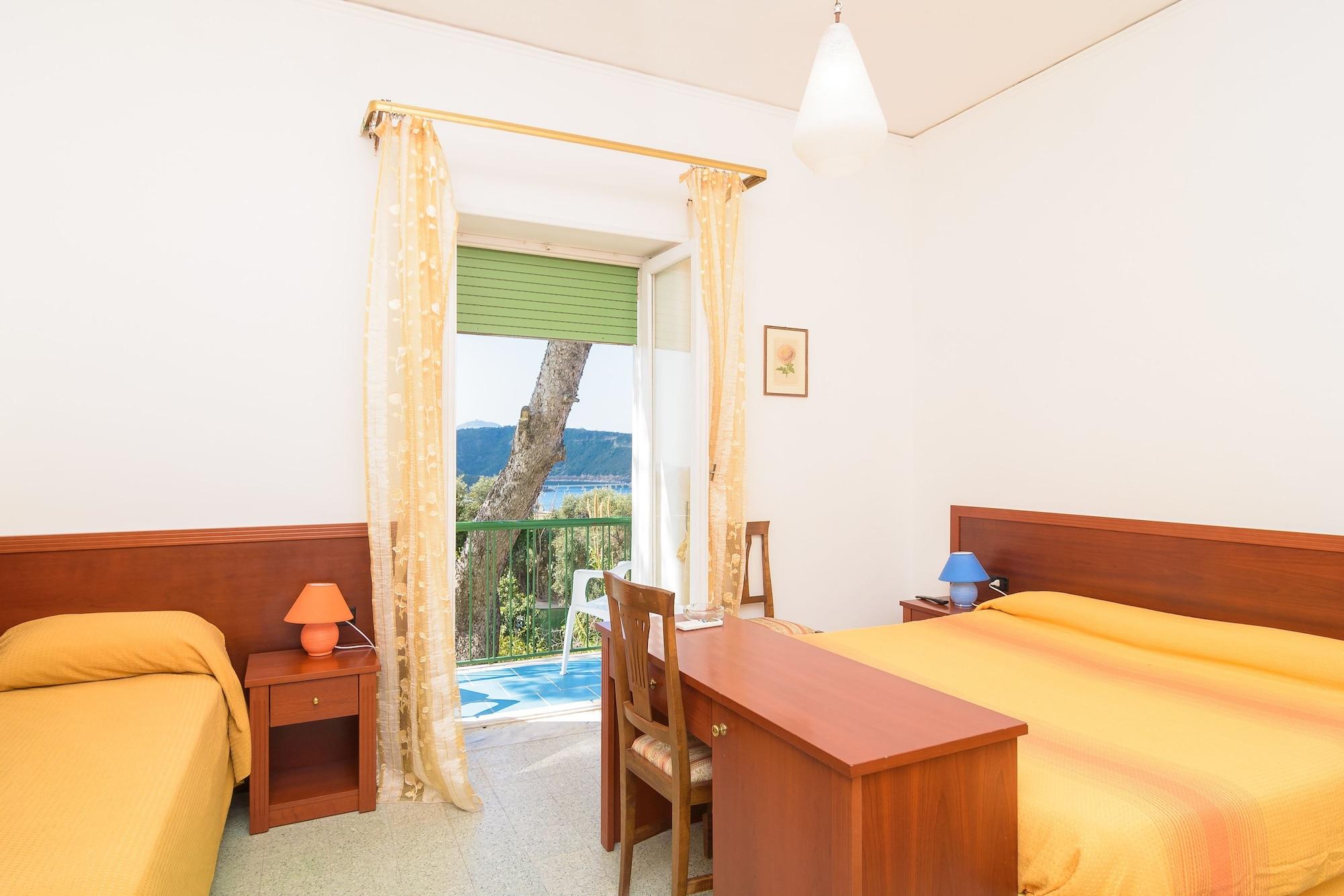 Hotel Riviera بروسيدا المظهر الخارجي الصورة